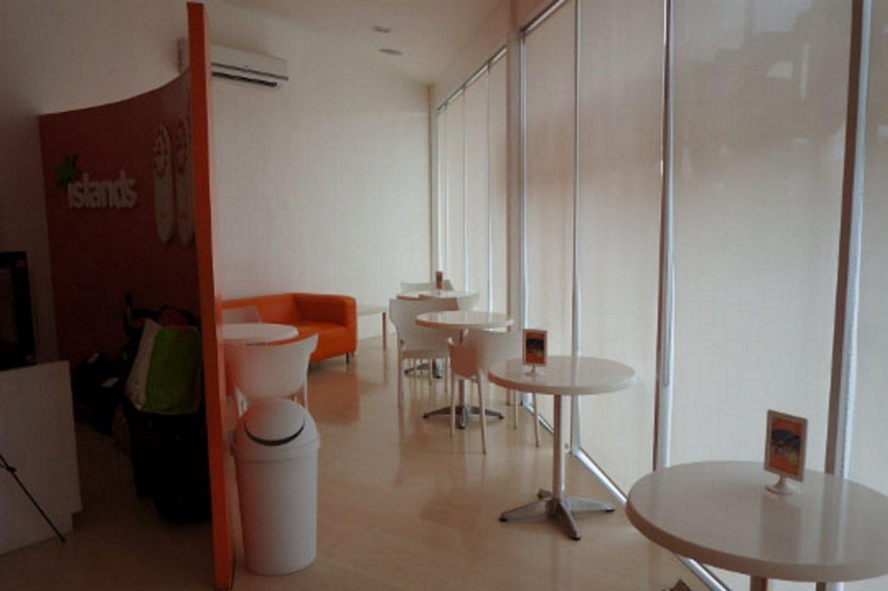 Islands Stay Hotels - Uptown Cebu Stadt Exterior foto