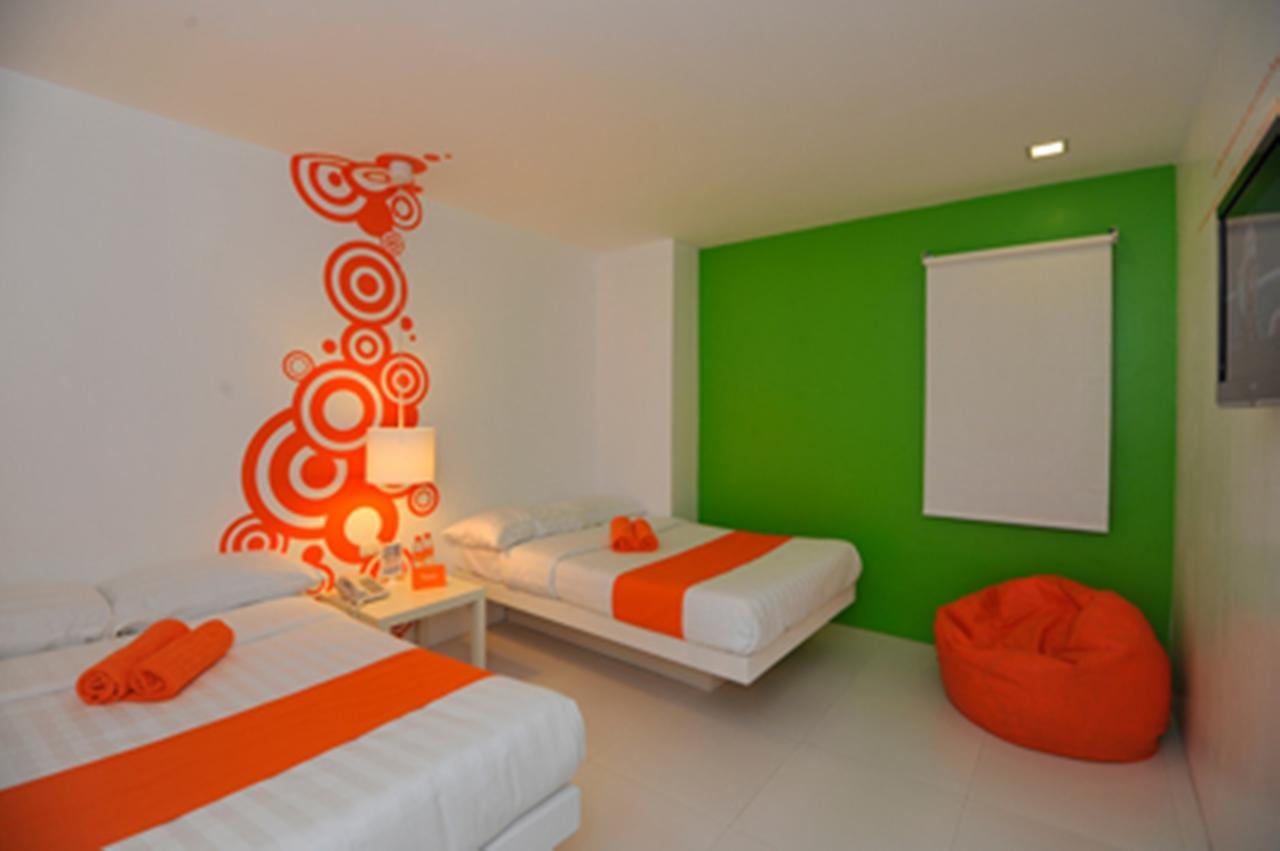 Islands Stay Hotels - Uptown Cebu Stadt Exterior foto